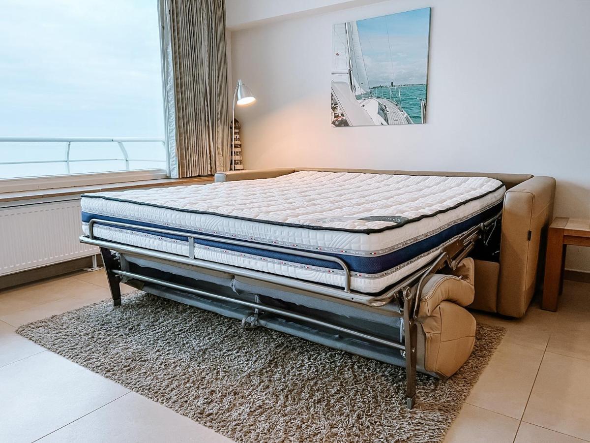 Cosy Studio With Sea View In Ostende Kültér fotó